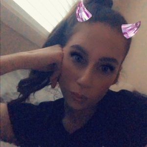 Meet your Posher, Michele